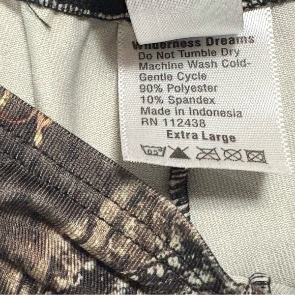 Camo Print swim bottoms - Picture 2 of 4